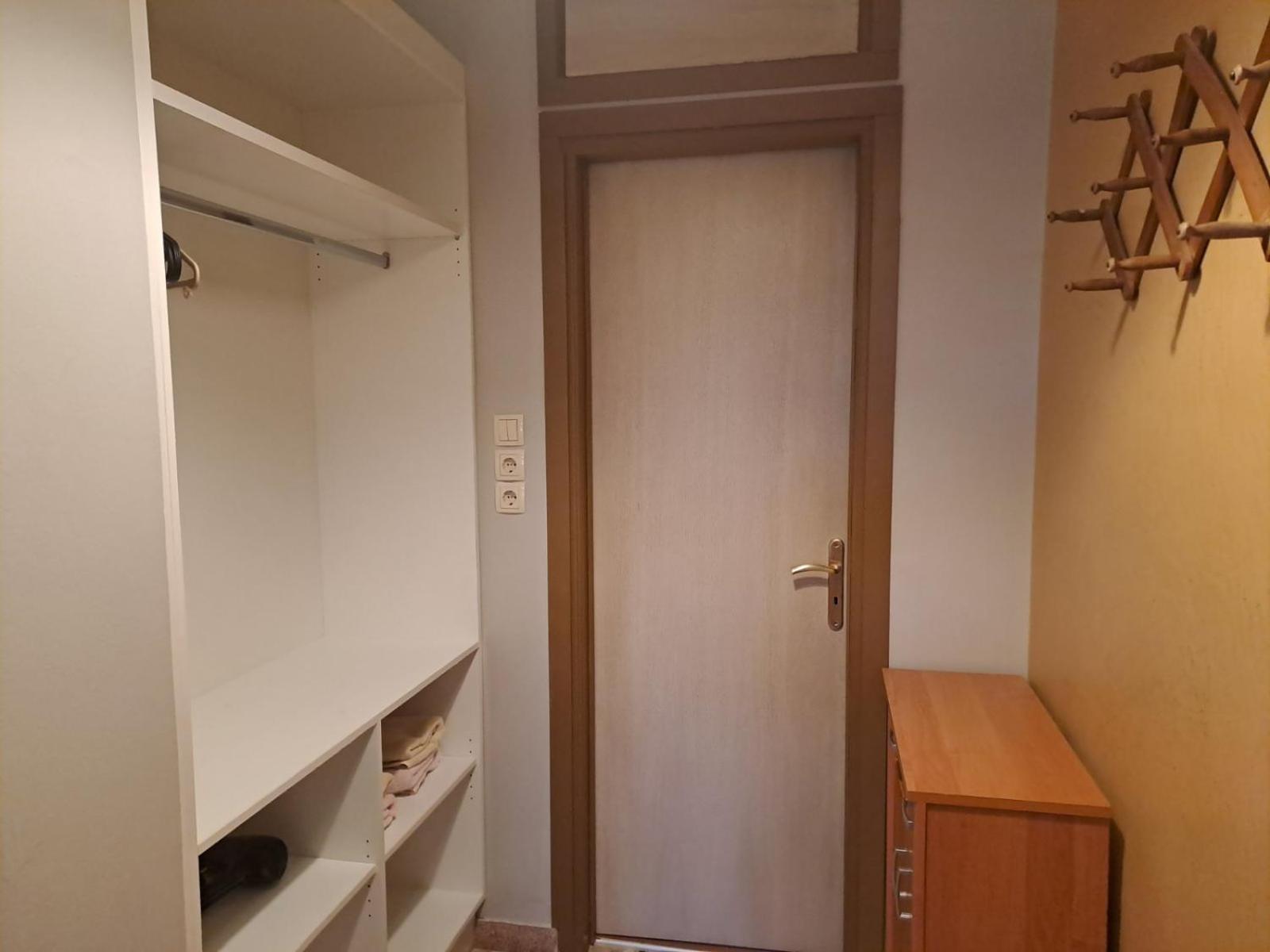 Dimitris Place Near Athens Airport Koropion Luaran gambar