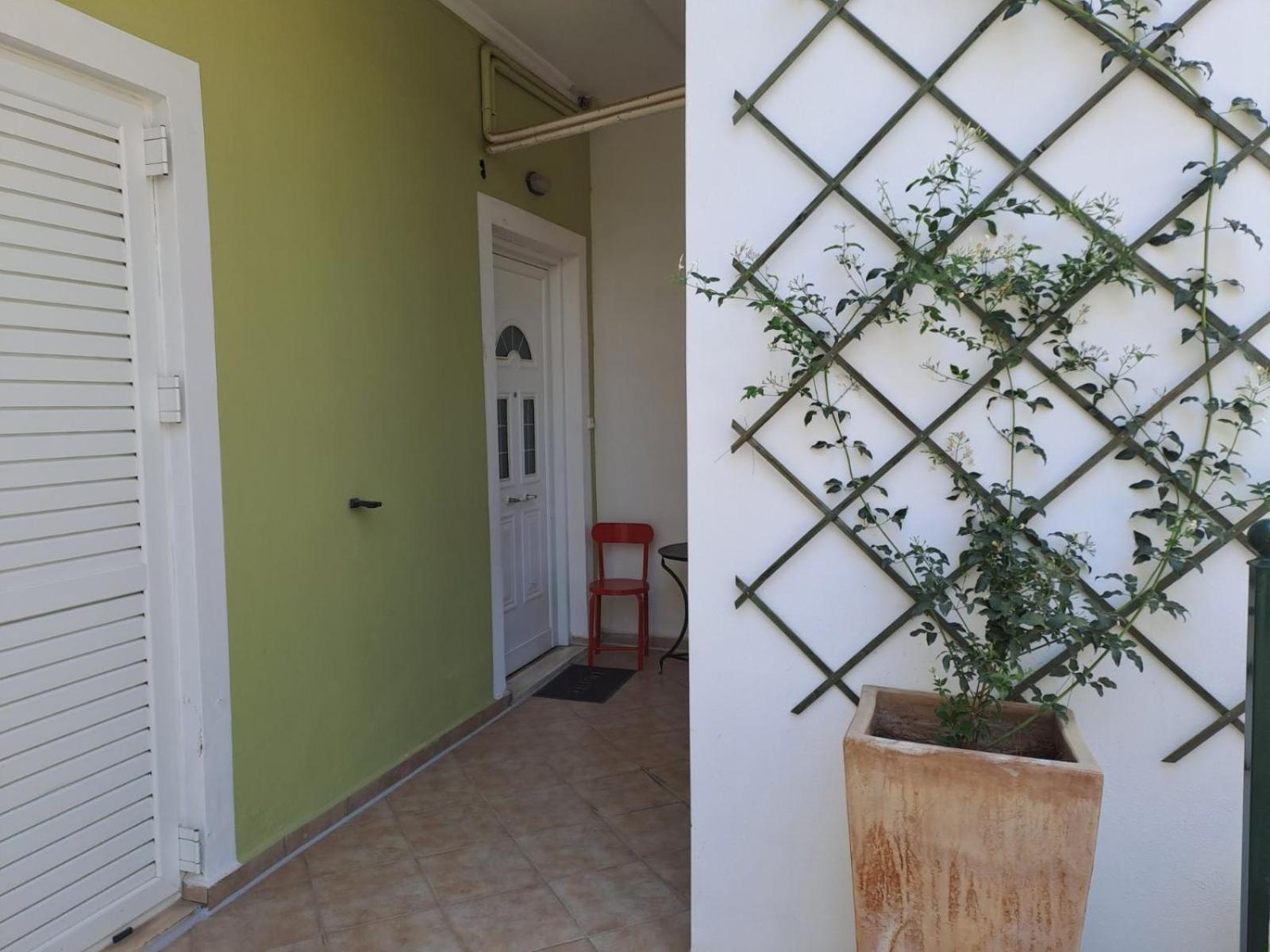 Dimitris Place Near Athens Airport Koropion Luaran gambar